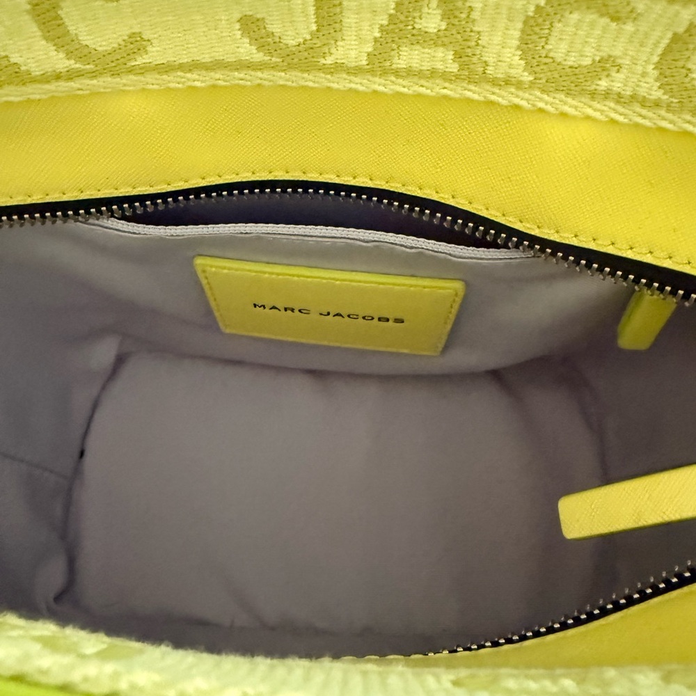 Marc Jacobs Limoncello Crossbody Tote with Logo Strap - Picture 3 of 4